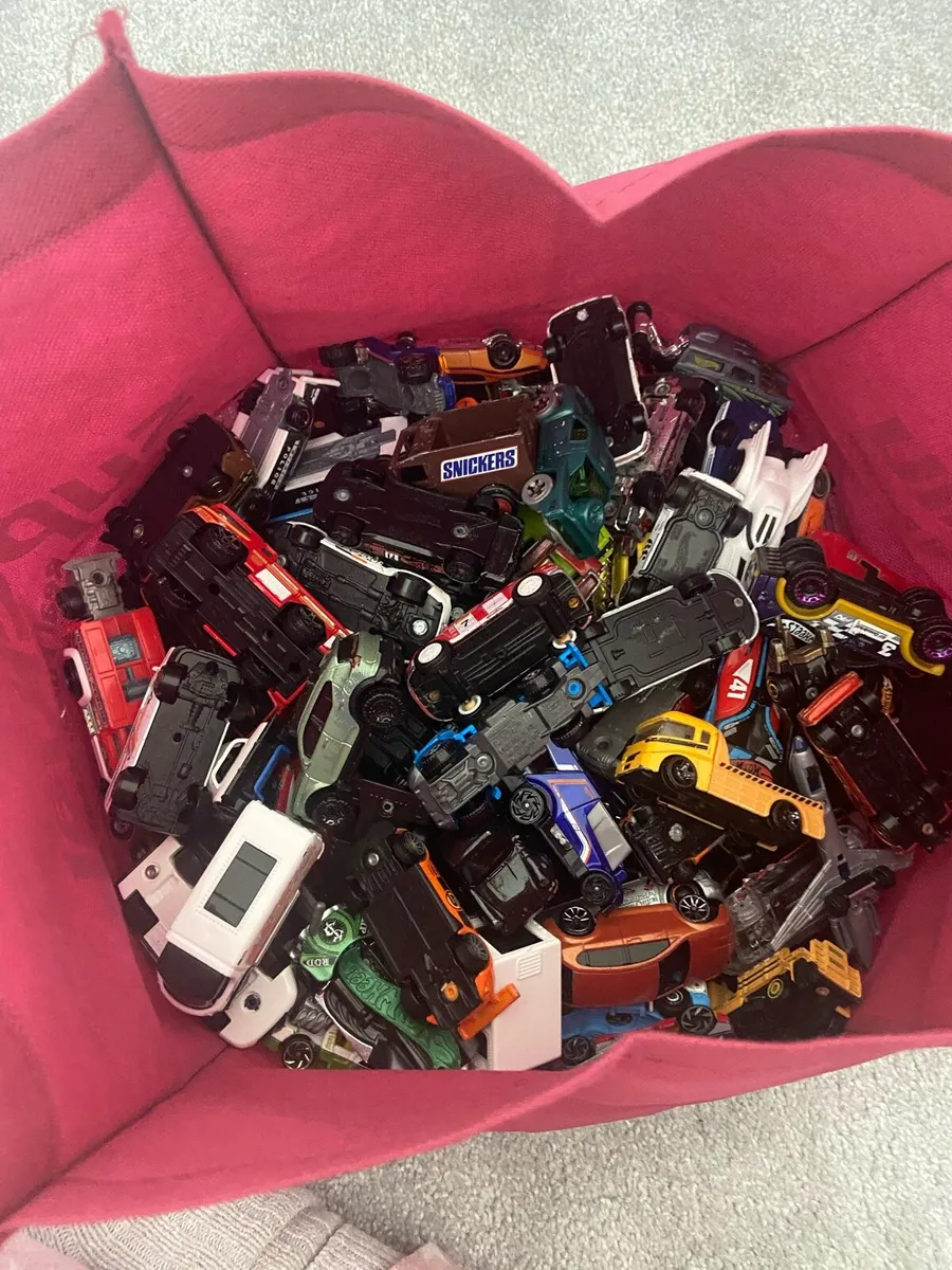 Hot wheel cars - Image 3