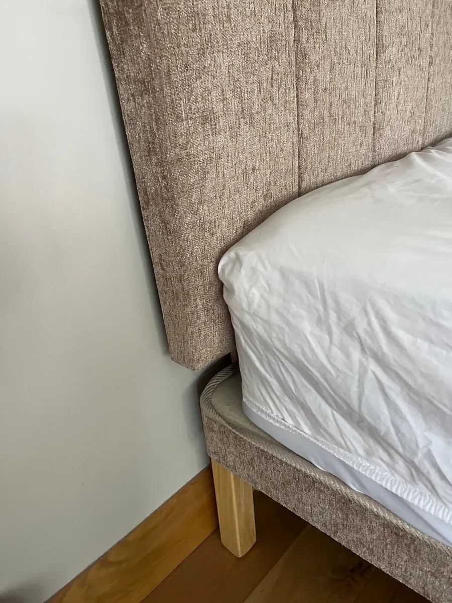 Single bed - Image 2