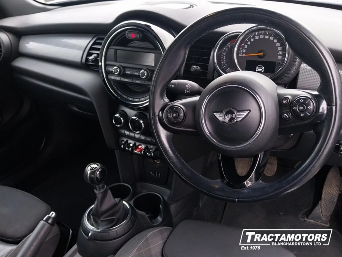 Mini Cooper COOPER 1.5 - Image 2