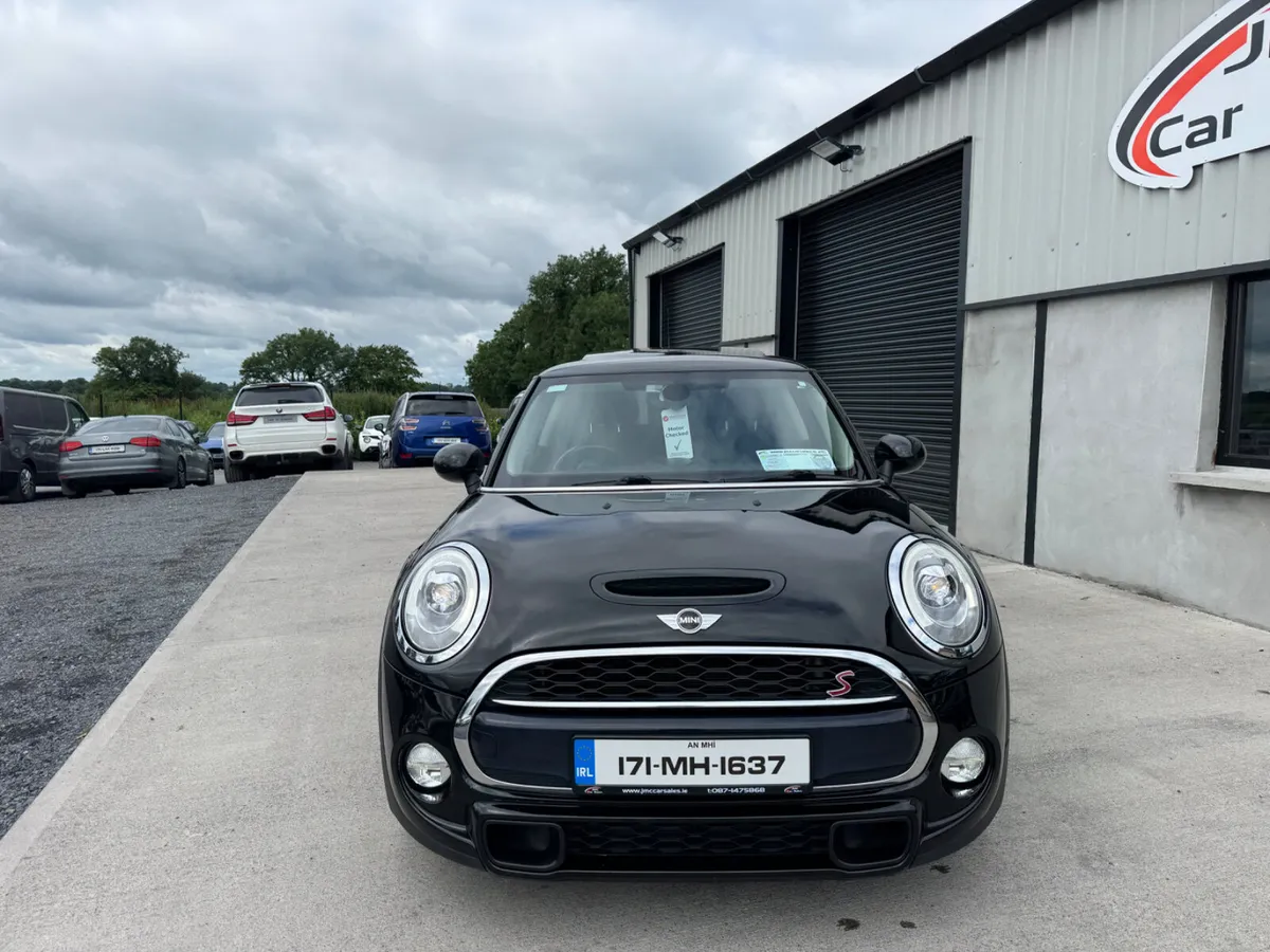 STUNNING 2017 MINI COOPER S 2.0L PETROL - Image 2