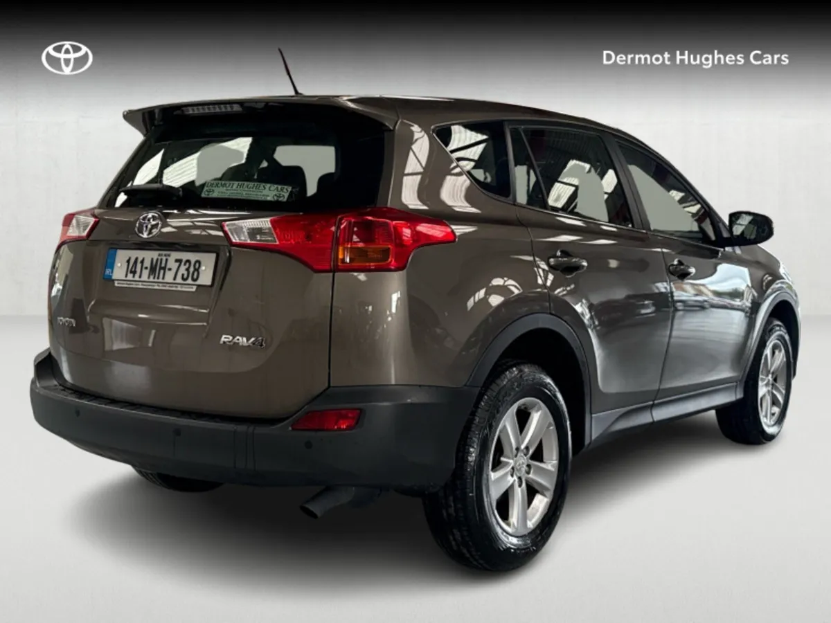 Toyota RAV4 RAV4 2.0D4D AURA 2WD - Image 2