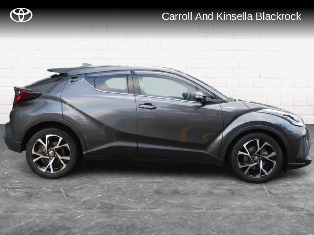 Toyota C-HR Hybrid Sport - Image 3