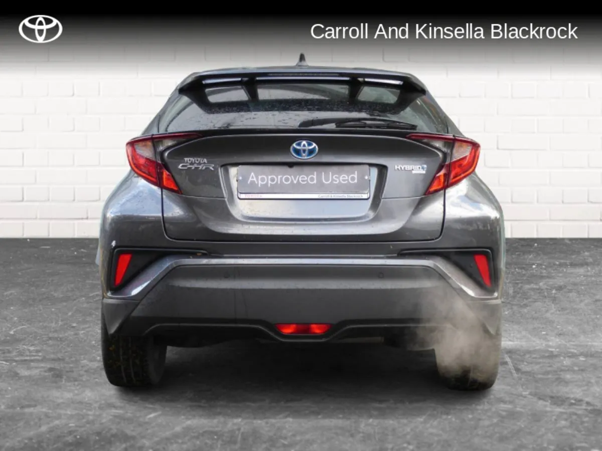 Toyota C-HR Hybrid Sport - Image 4