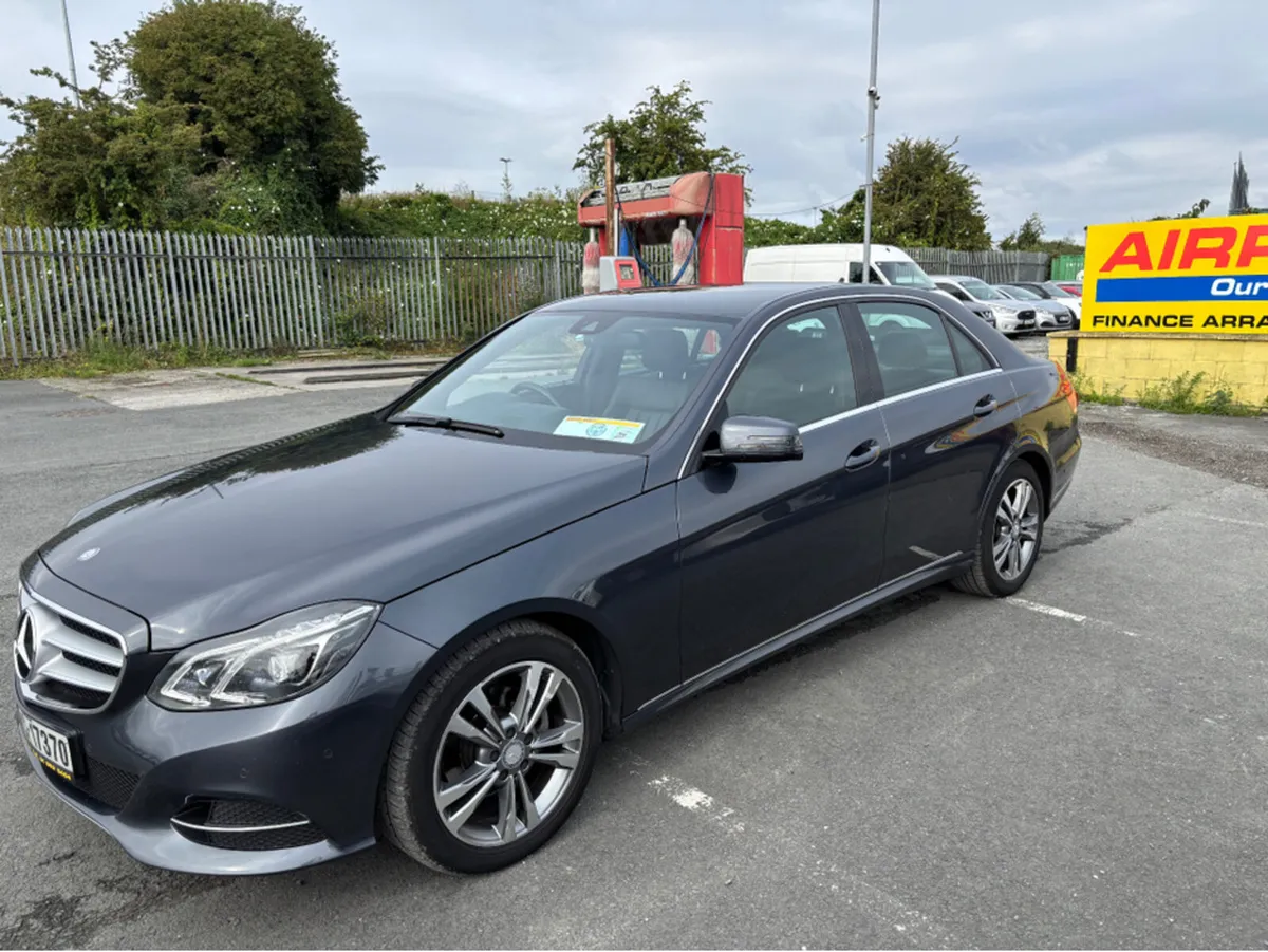 Mercedes-Benz E-Class E SERIES BLUETEC SE 4DR AUTO - Image 4