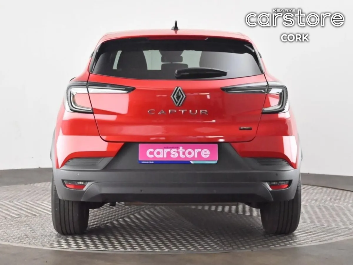 Renault Captur Evolution E-tech Hybrid Auto - Image 4