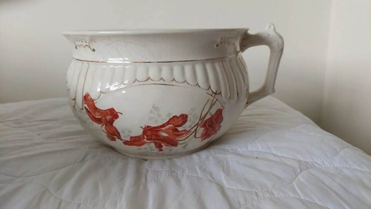 Night set - vintage bowl and potty - Image 3