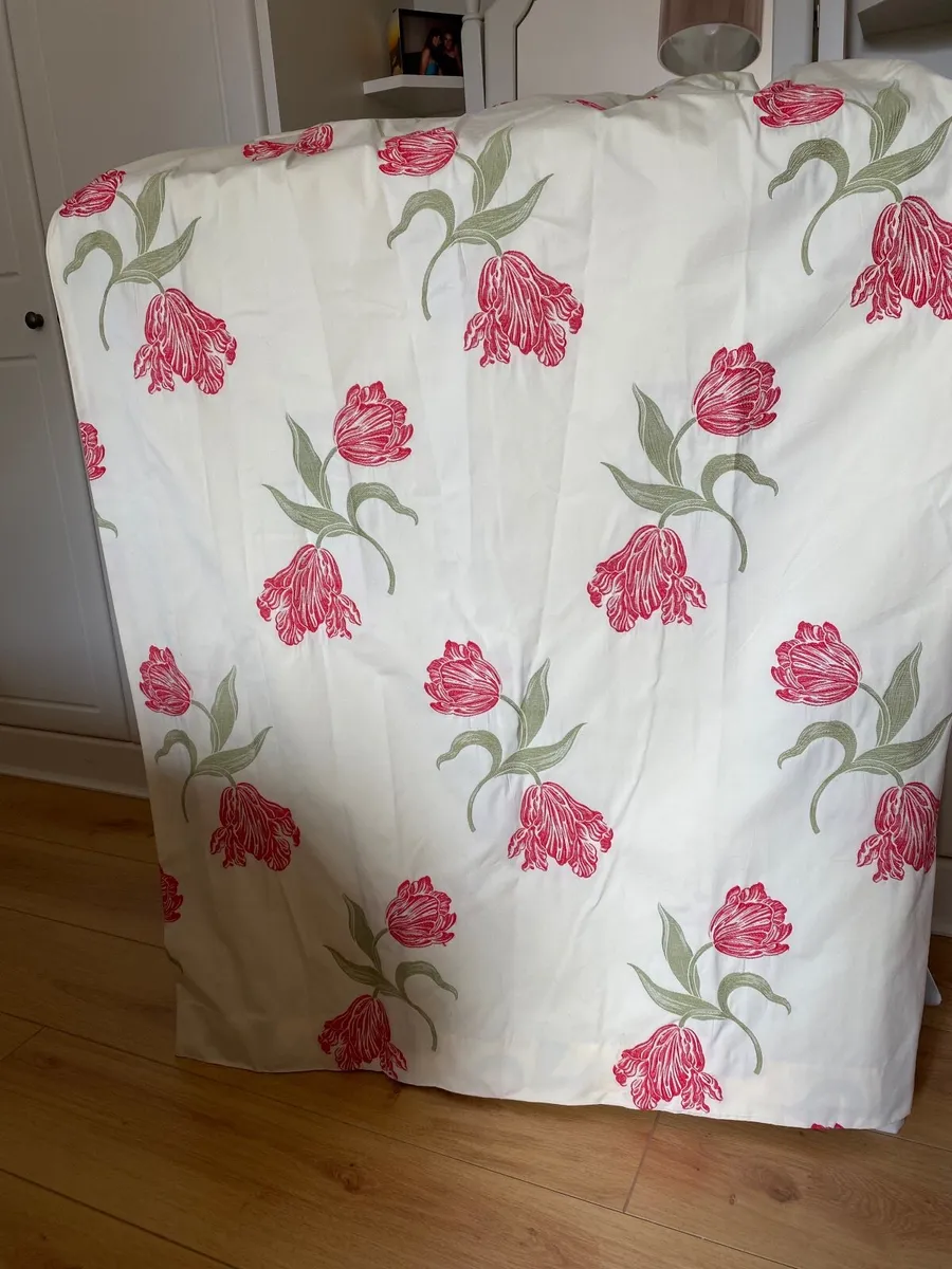 Curtains - Image 1