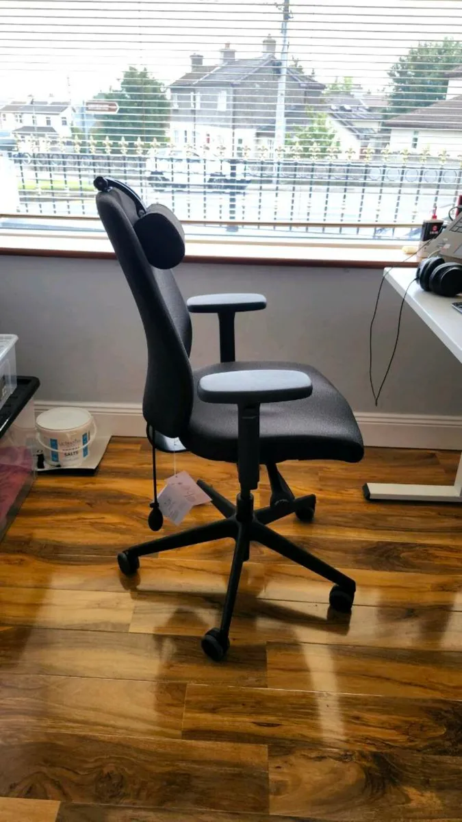 Ergonomic Office Chair - Image 3