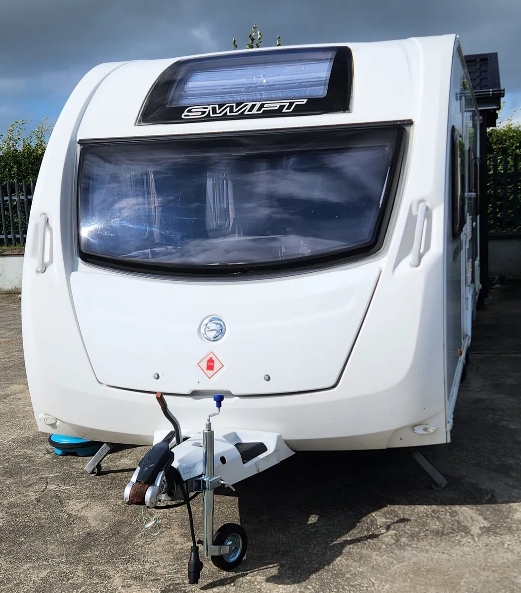 2013 SWIFT 6 BERTH FIXED BED EXTRAS INCLUDED - Image 4