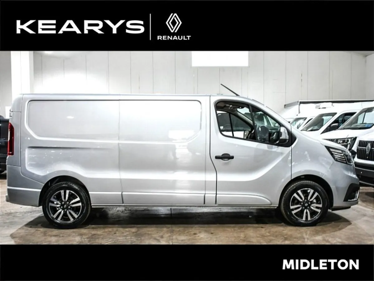 Renault Trafic Ll30 Blue dCi 170 Bva9 Auto Extra - Image 3