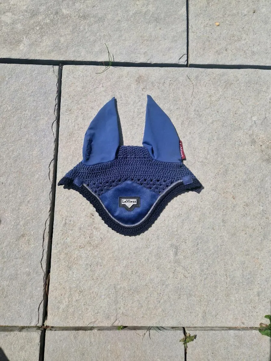 Le Mieux Pony ear bonnet - Image 1