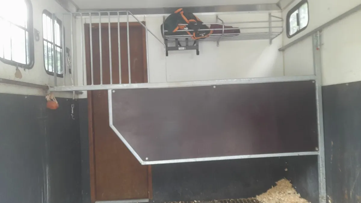 Horse Truck - Image 1