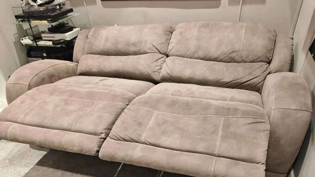 electric recliner sofa - Image 2
