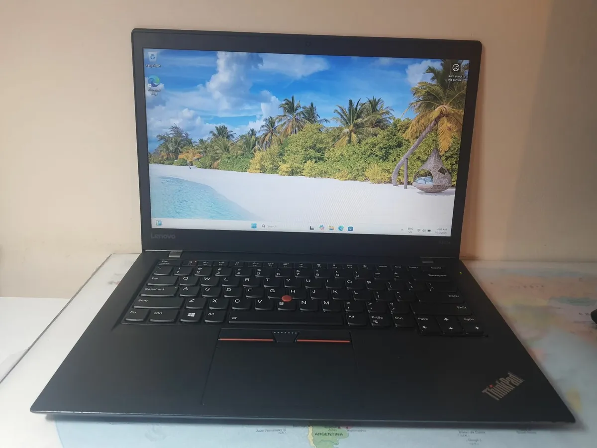 Laptop - Image 1
