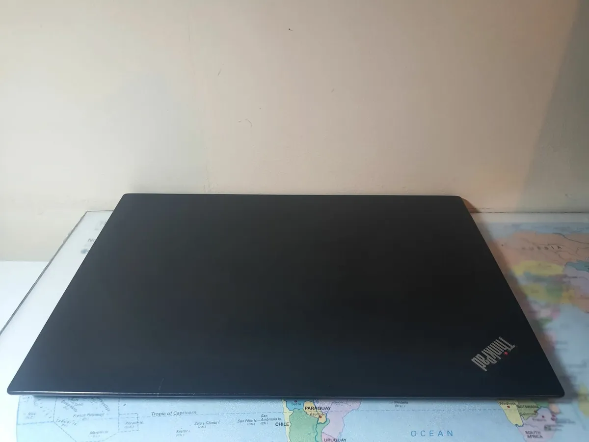 Laptop - Image 2
