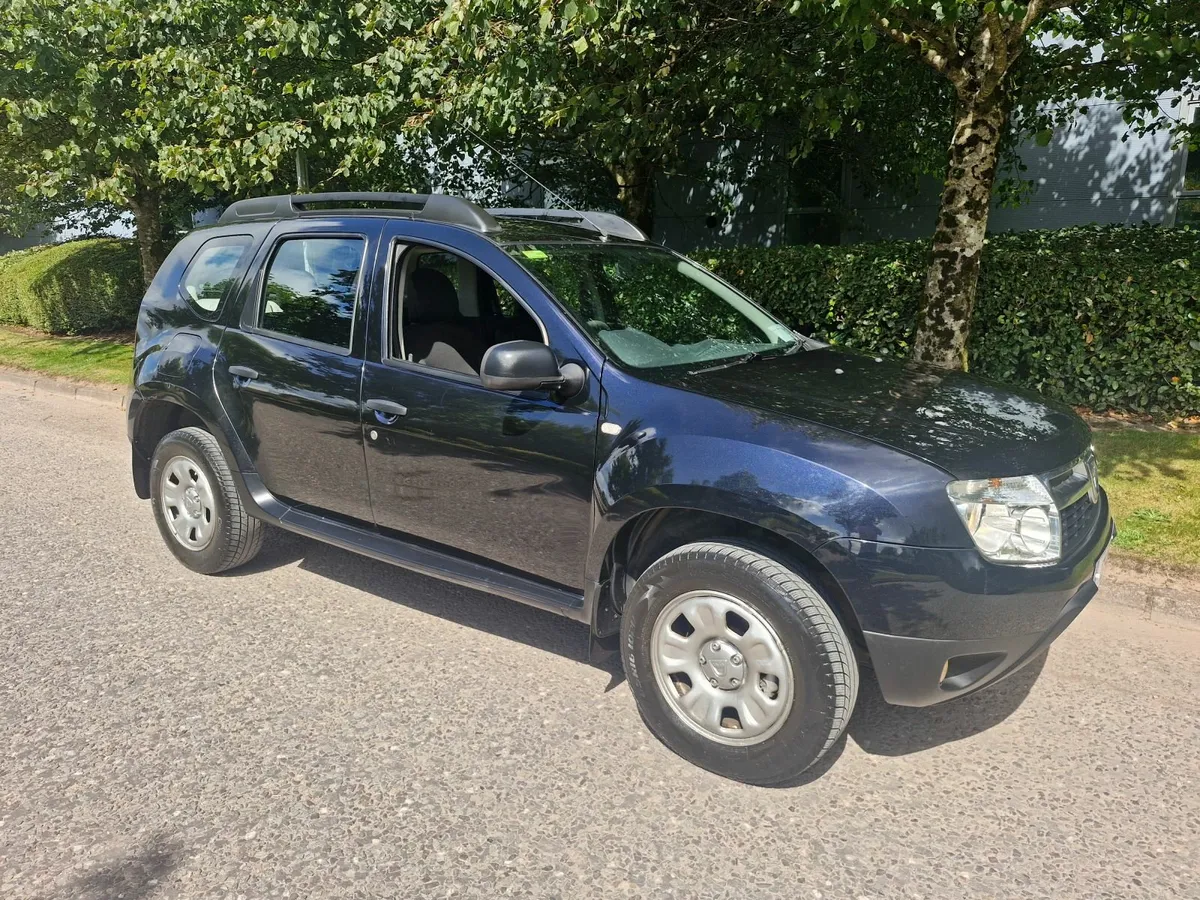 13 duster clean car new nct... - Image 4