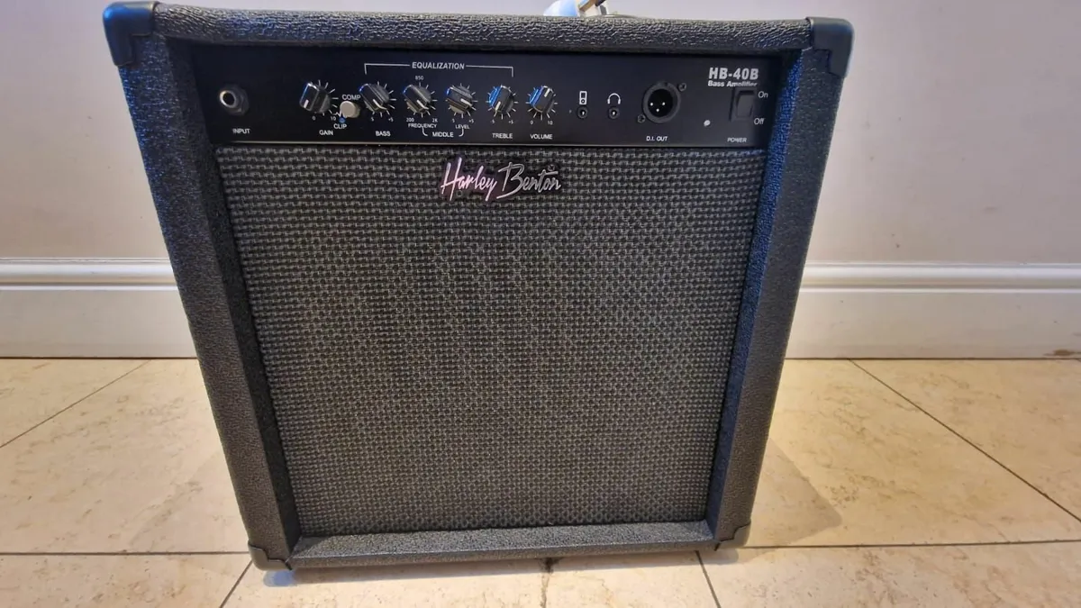 Bass guitar, amp & stand - Image 3