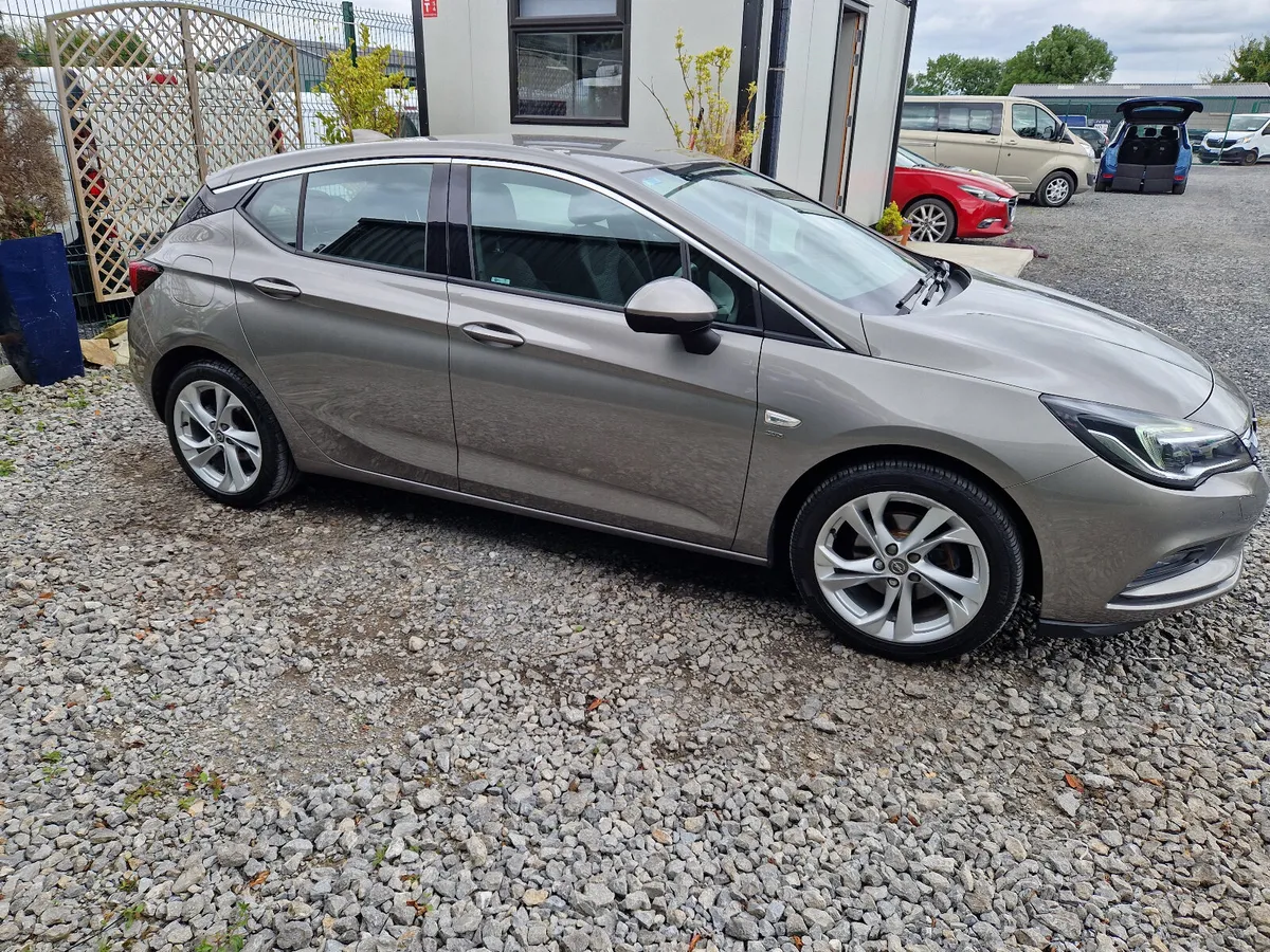 2017 Opel Astra 1.0 Ecoflex Sri - Image 4