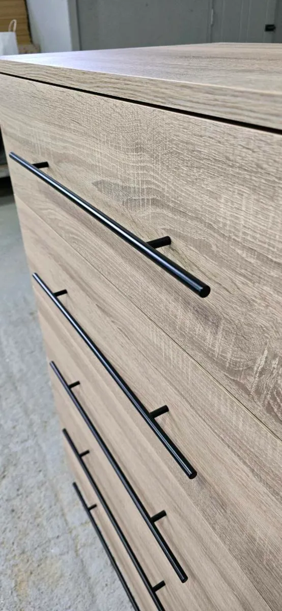 Chest of drawers - Image 4