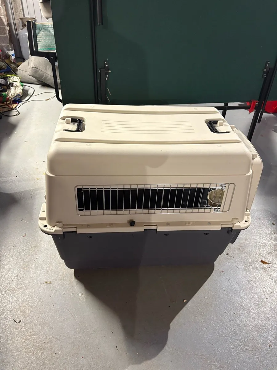 Pet Carrier - Image 2