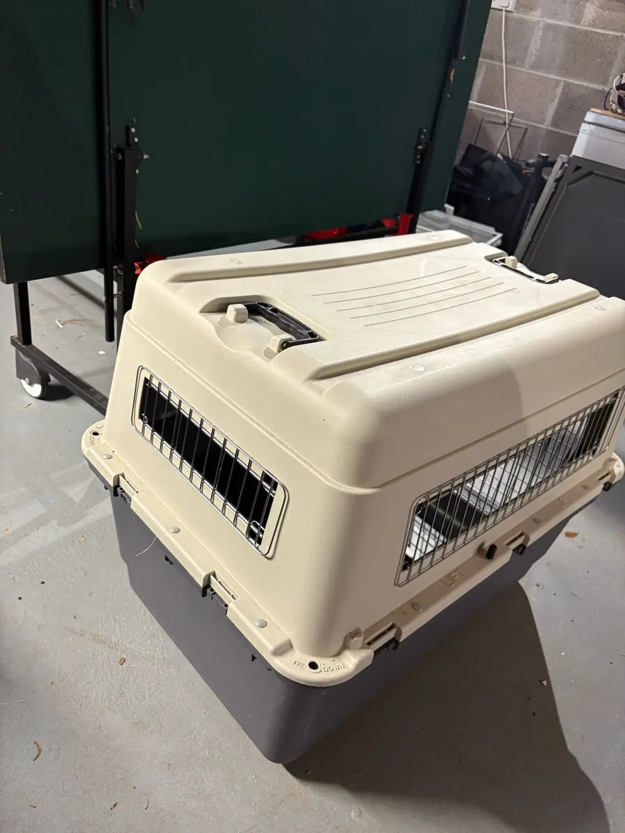 Pet Carrier - Image 3