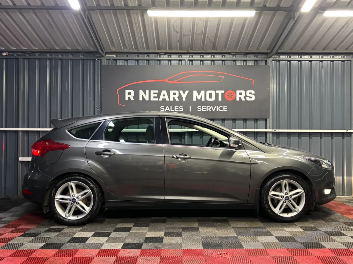2017 172 Ford Focus 1.5 TDCi Diesel Manual - Image 4