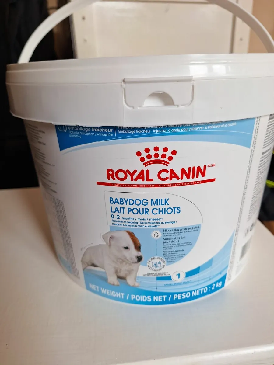 Royal Canin Puppy Food, Milk & dog box and run. - Image 2
