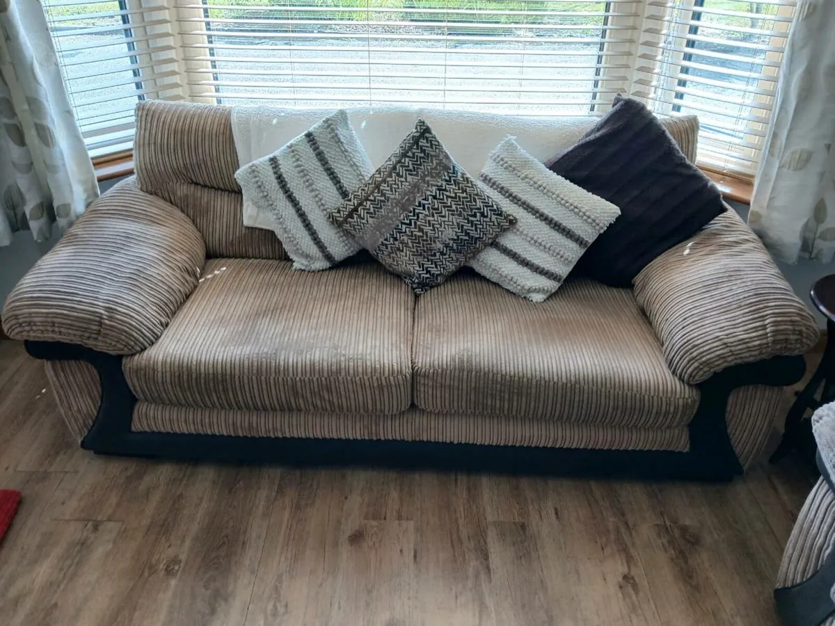 3 seater,Arm chair and Power recliner - Image 1