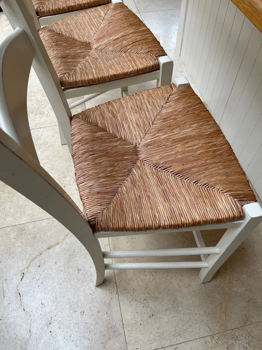 Kitchen counter stools - Image 2