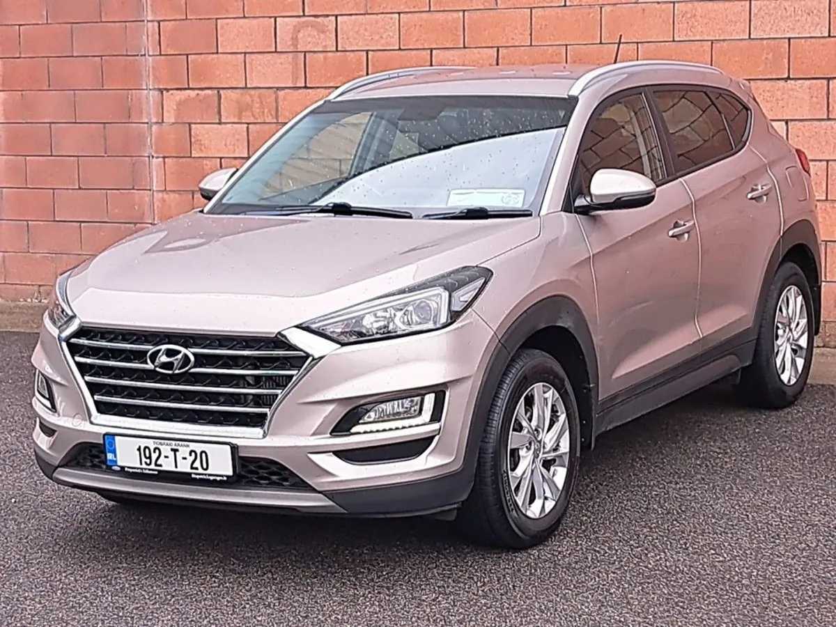 Hyundai Tucson Comfort Plus Model 1.6 Diesel. - Image 2