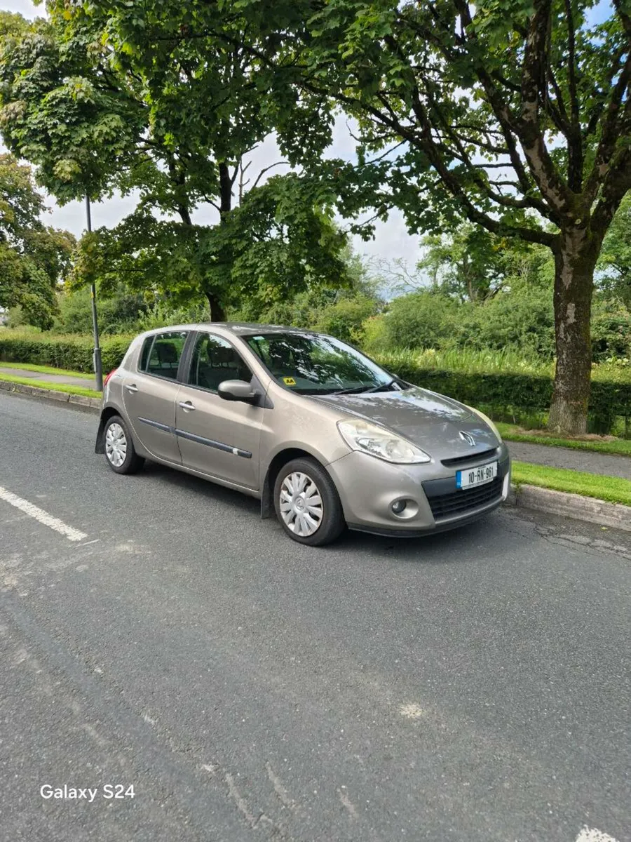 Renault   Clio 2010 - Image 1