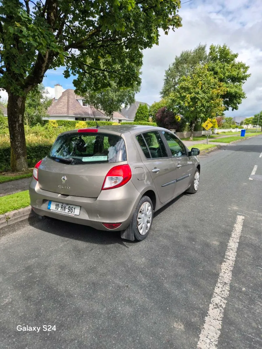 Renault   Clio 2010 - Image 4