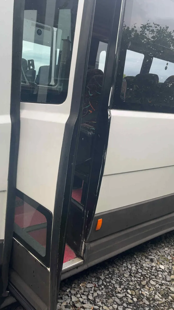 Minibus for sale - Image 3