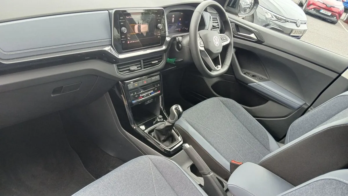 Volkswagen T-Cross Style 1.0 TSI 116HP  rear View - Image 3