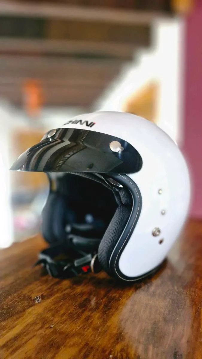 Open Face Ducinni Crash Helmet - Image 1