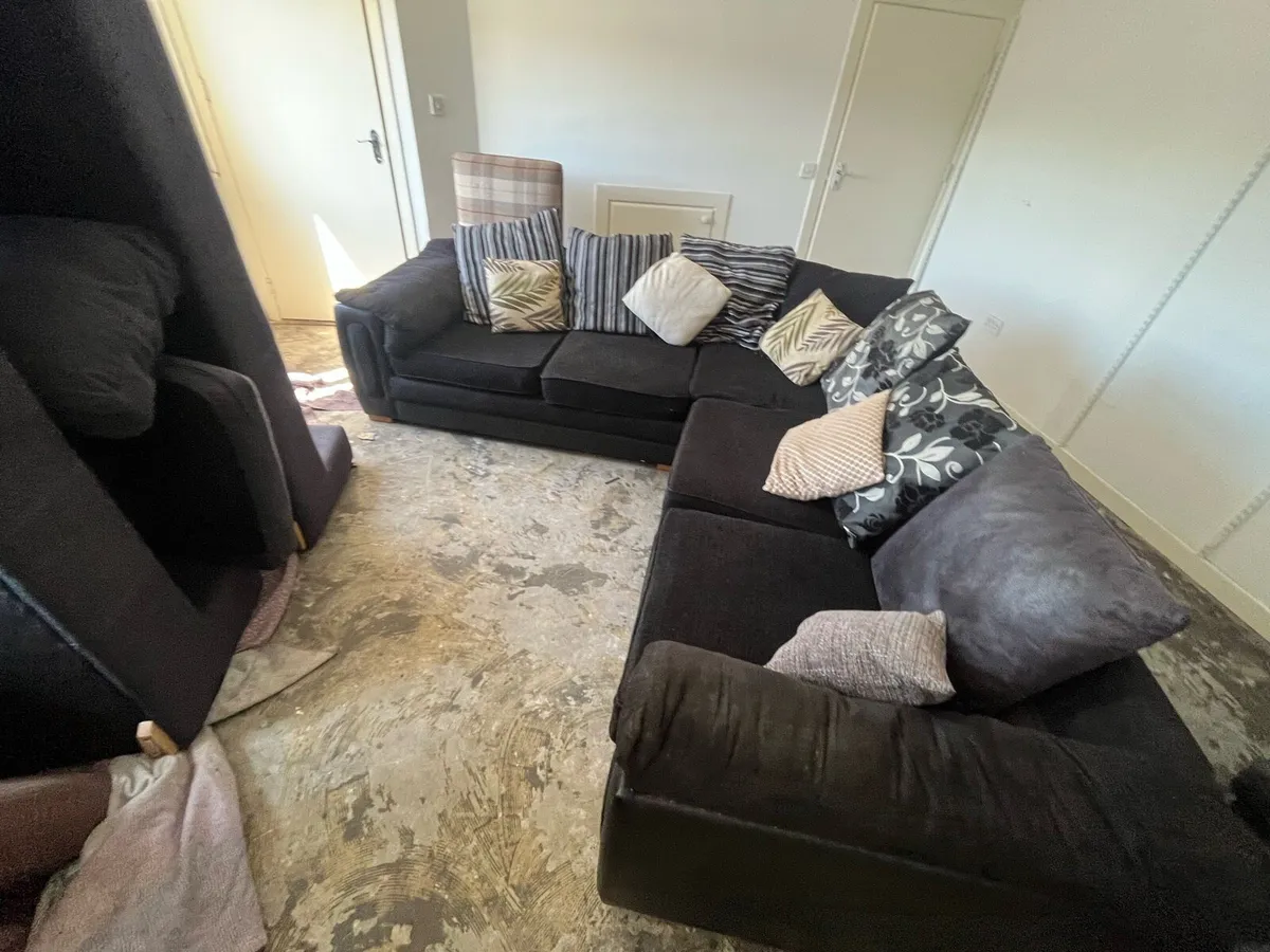 Black corner sofa L shaped delivery available - Image 3