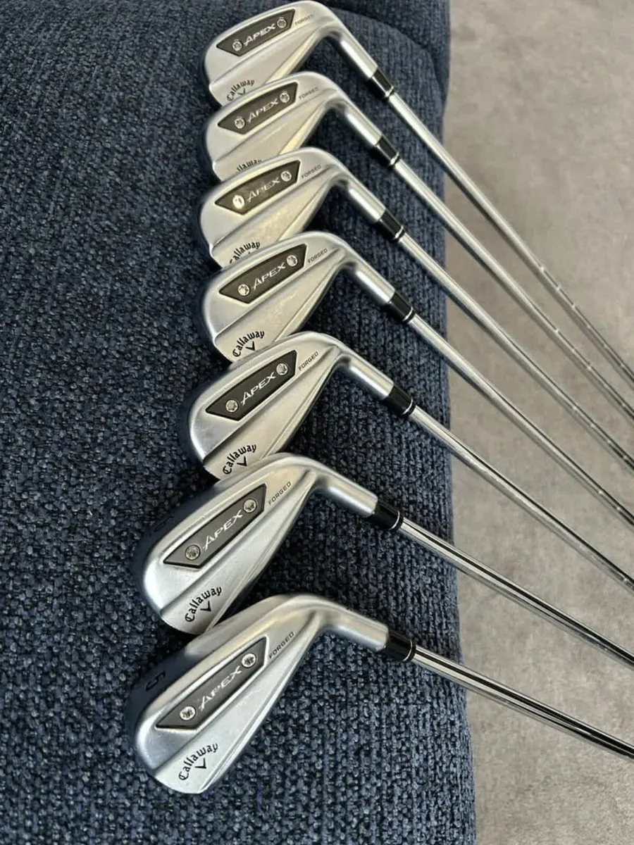 Callaway Apex Ai200 Golf Irons | Steel RH - Image 1
