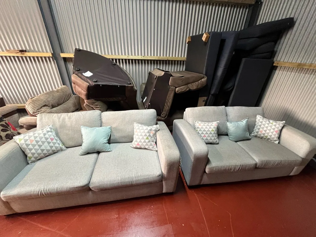 Grey 2+2 large set sofa couches - Image 1