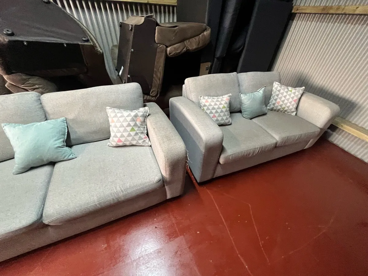 Grey 2+2 large set sofa couches - Image 2