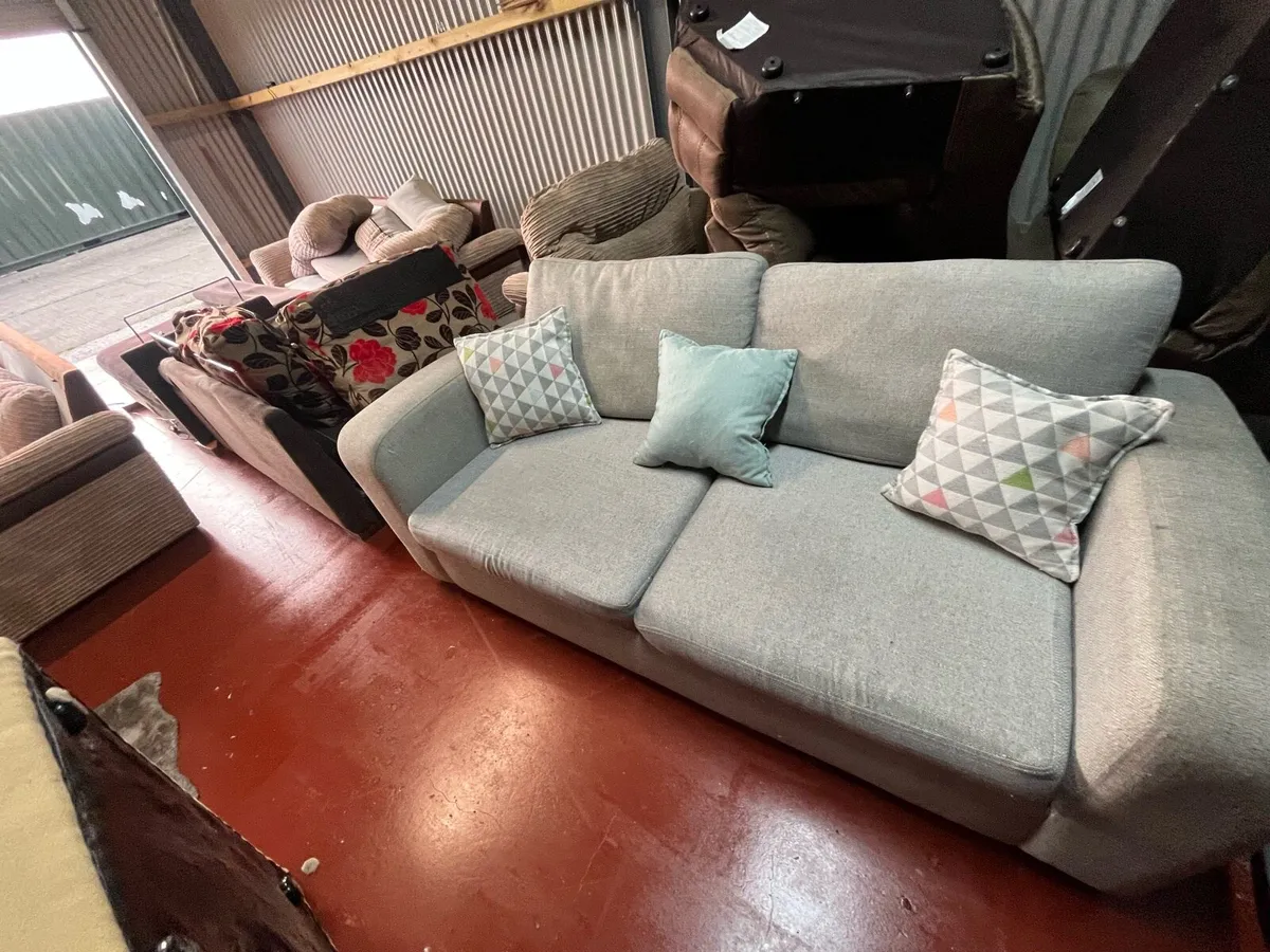 Grey 2+2 large set sofa couches - Image 4