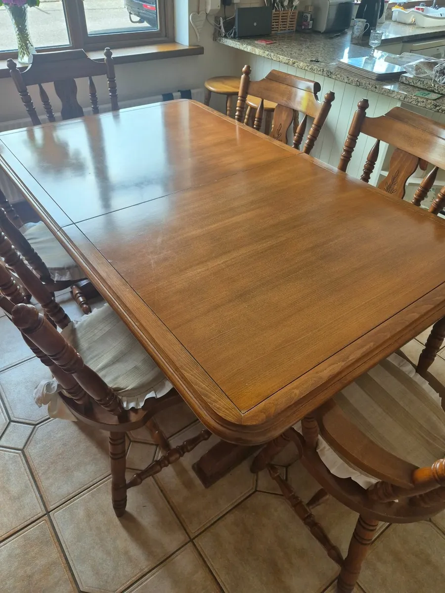 Kitchen table & 6 chairs - Image 2