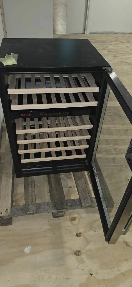 60cm Baumatic Wine Cooler BWC605SS - Image 1