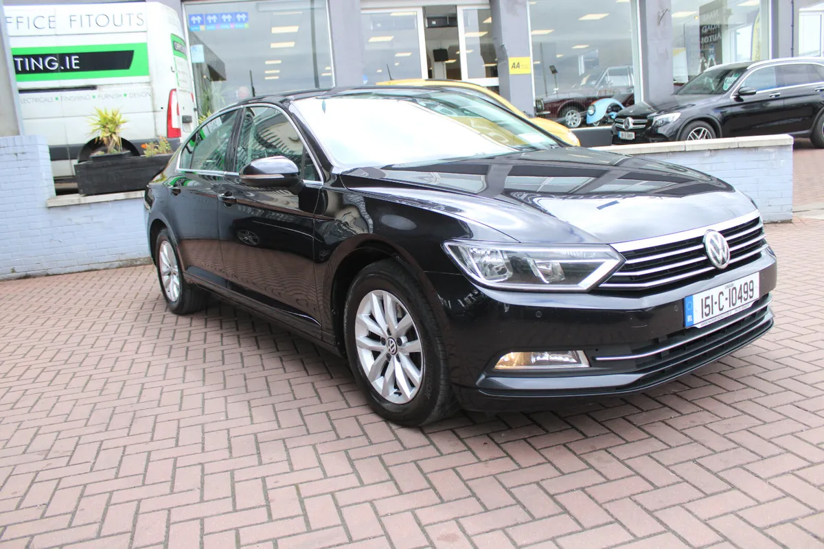 Volkswagen Passat 1.6TDI COMFORTLINE 120BHP 4DR SA - Image 1