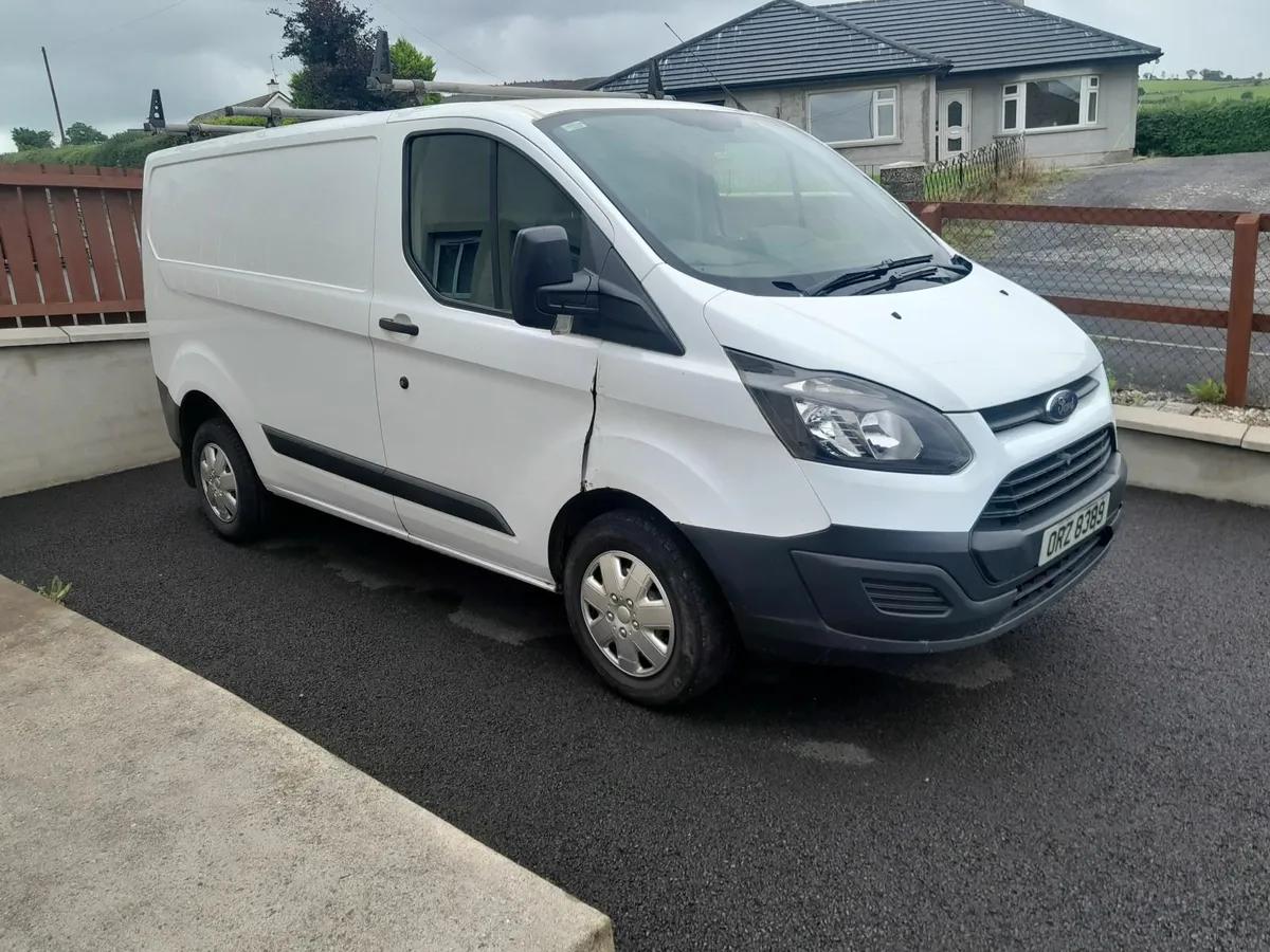 2014 Ford Transit Custom Low Miles - Image 4
