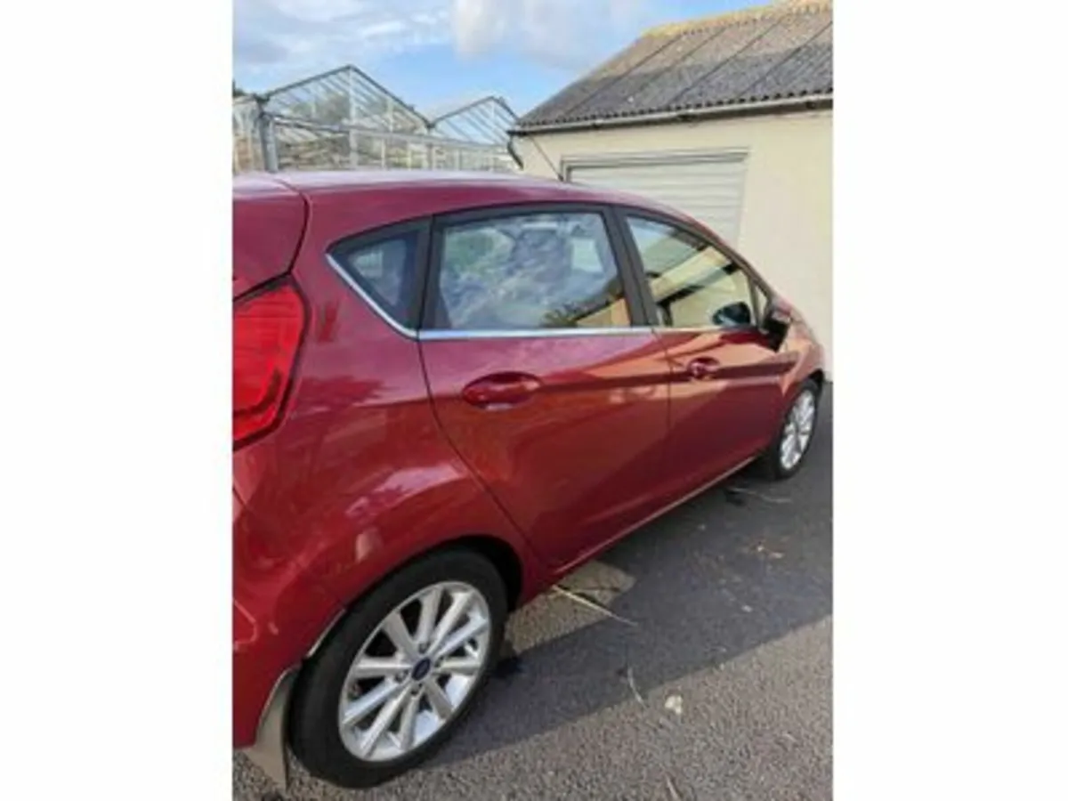 Ford Fiesta 2016 - Image 4