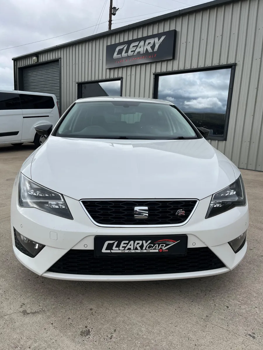 SEAT Leon 1.4 FR, Fully Loaded, Low Insurance - Image 2