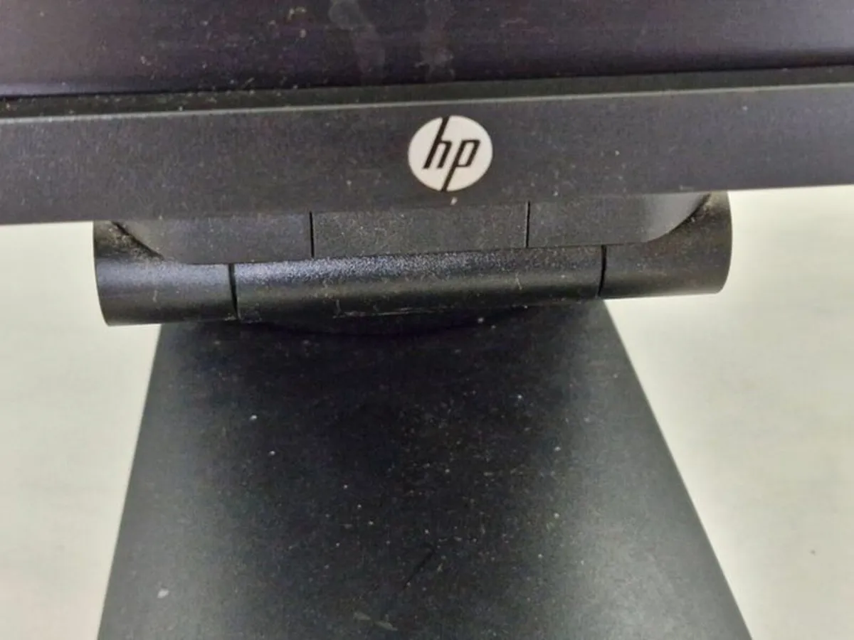 HP 20" Elite Display Monitor E201 in Exc. cond. - Image 3