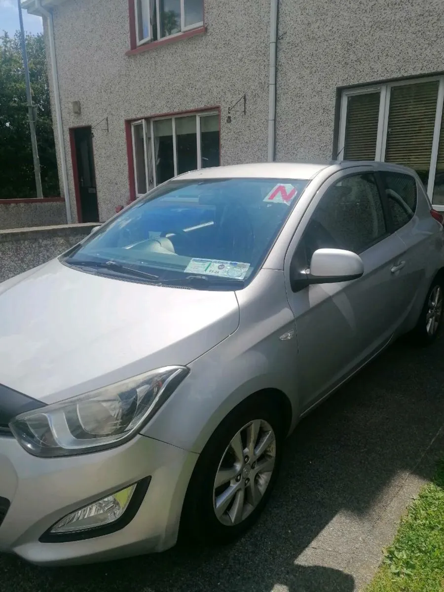 Car - Image 2