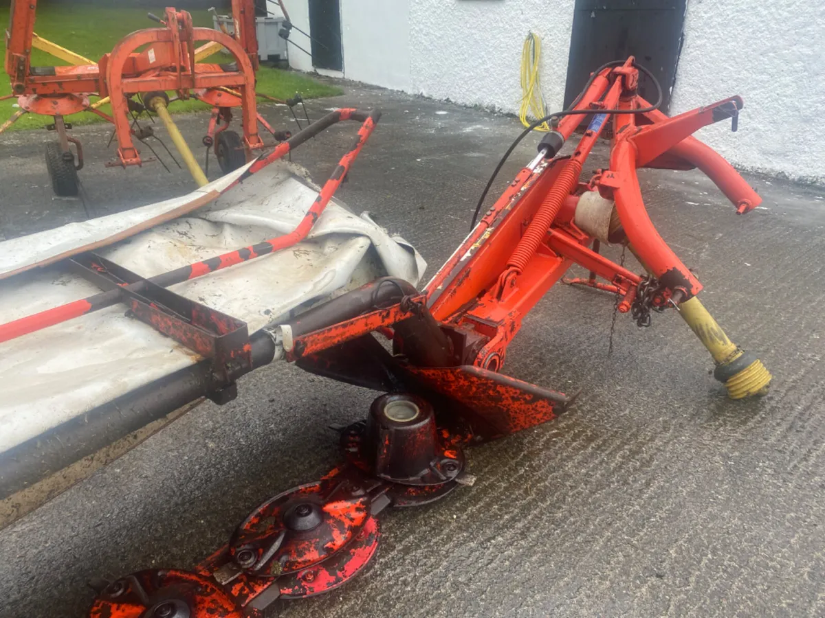 Kuhn gmd 66 disc mower - Image 3