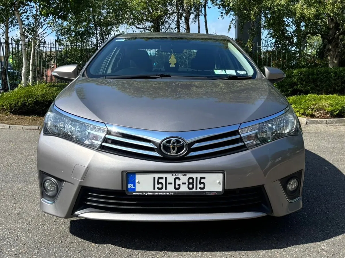 Toyota Corolla 2015 - Image 2